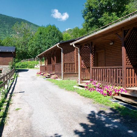 Camping Bungalows La Borda del Pubill Ribera de Cardós Habitación foto