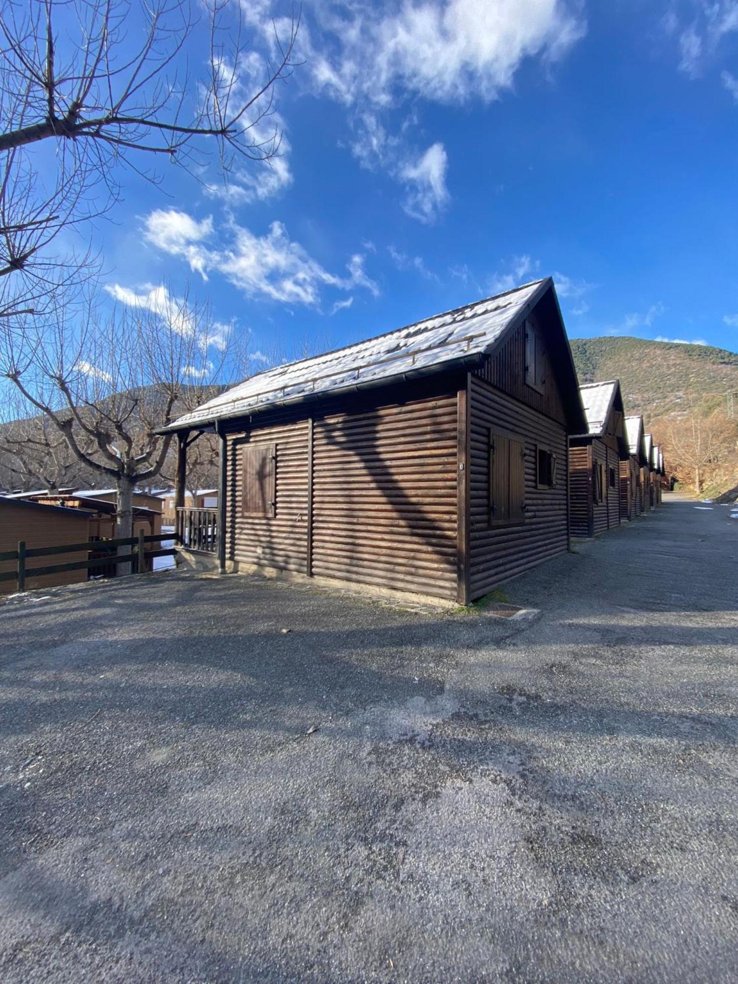 Camping Bungalows La Borda del Pubill Ribera de Cardós Exterior foto